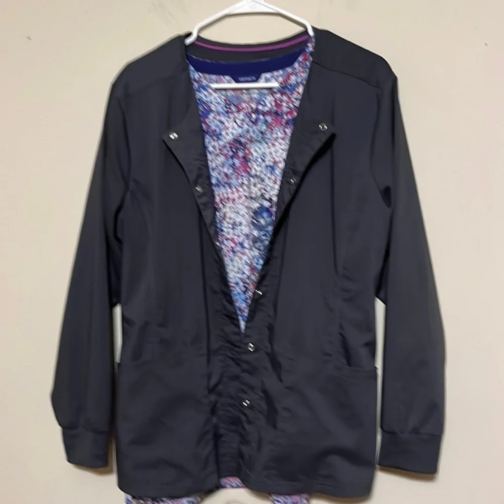 Healing hands scrub jacket. Charcoal, sz xl